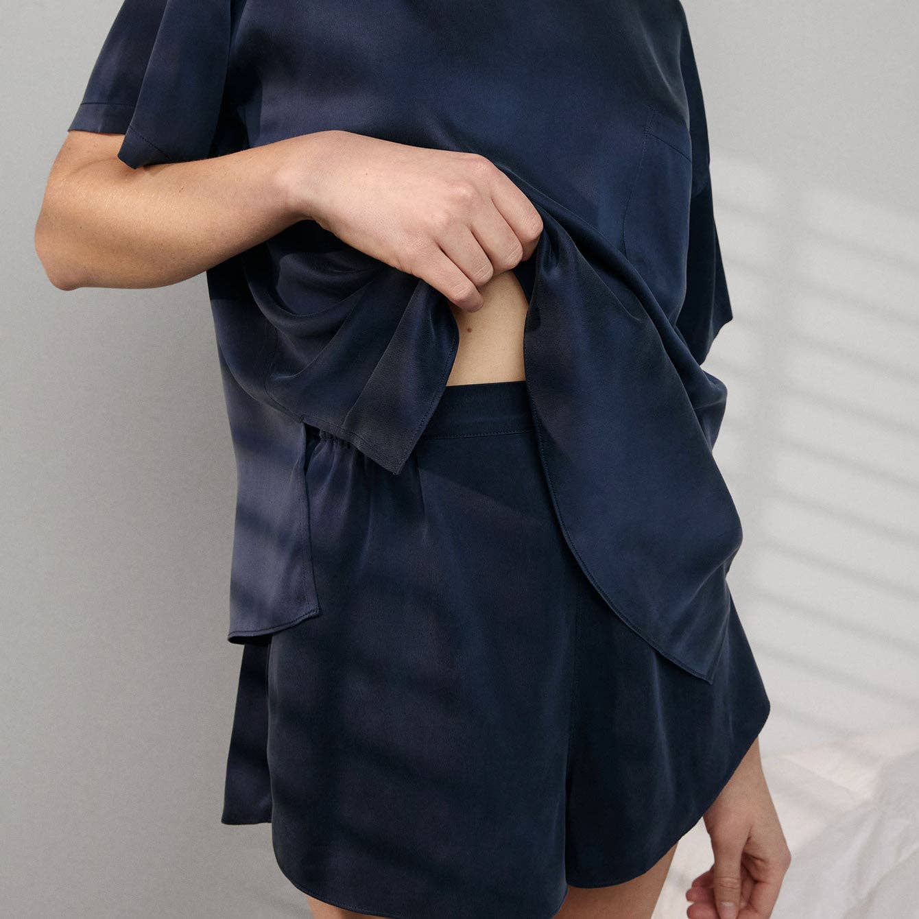 Lunya Washable Silk Tee Short Set - Image 3